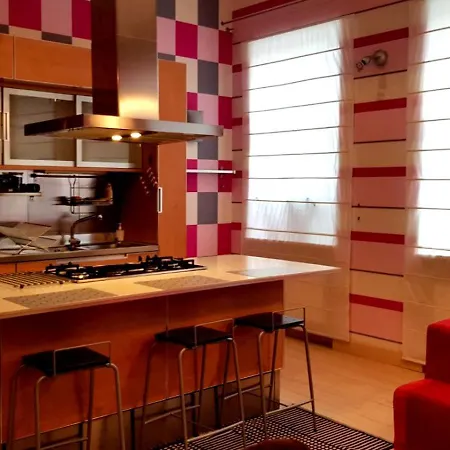 Fuksija House Apartman *